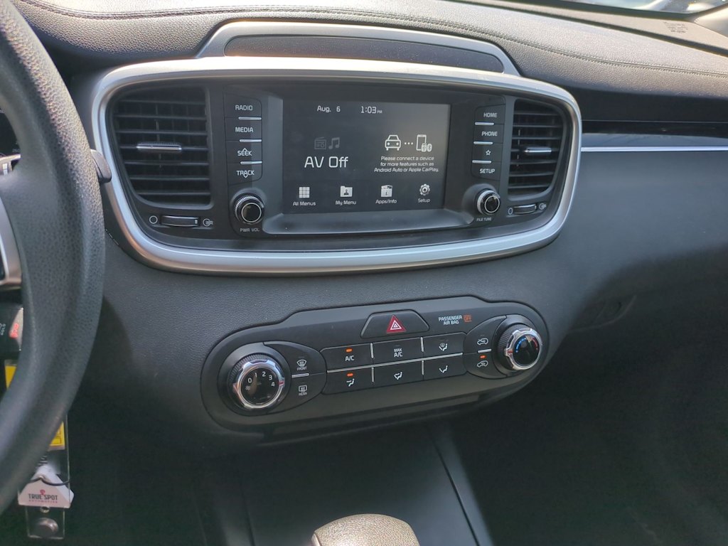 Thumbnail: 2019 Kia Sorento - 15