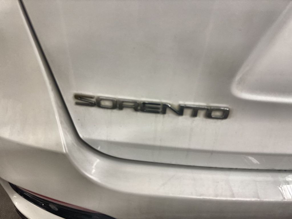 Thumbnail: 2020 Kia Sorento - 26