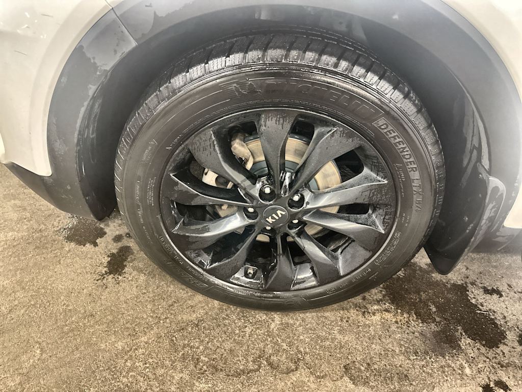 Thumbnail: 2020 Kia Sorento - 7
