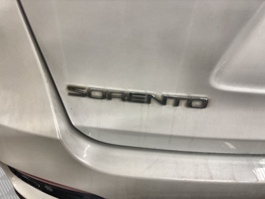 Thumbnail: 2020 Kia Sorento - 26