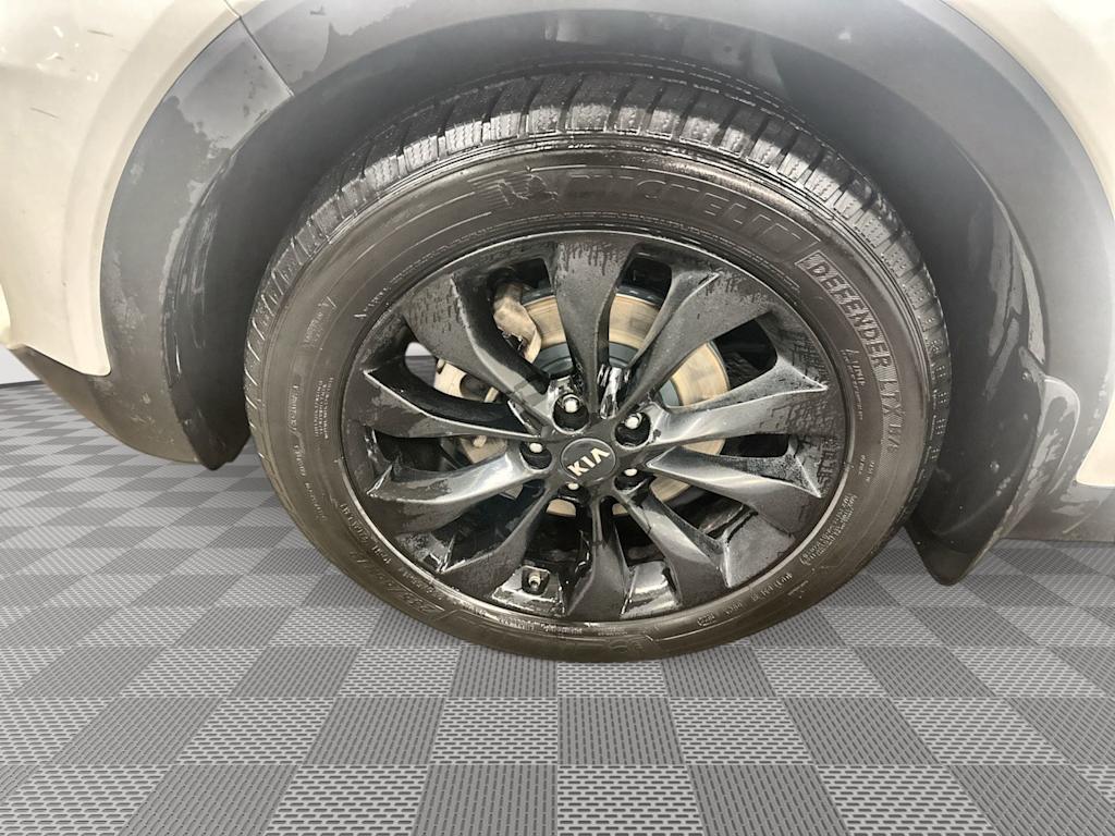 Thumbnail: 2020 Kia Sorento - 7