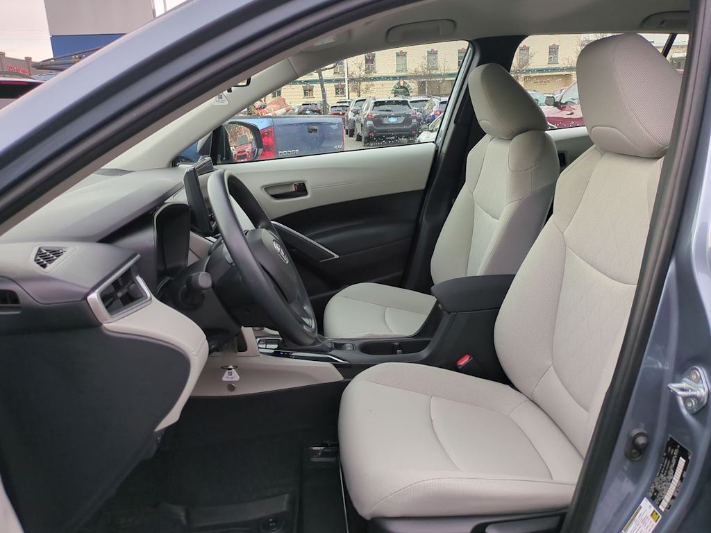 Thumbnail: 2023 Toyota Corolla Cross - 11