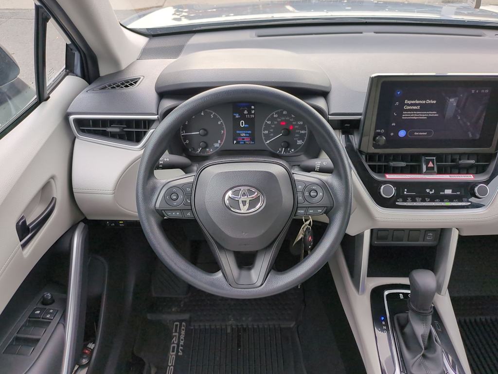 Thumbnail: 2023 Toyota Corolla Cross - 14