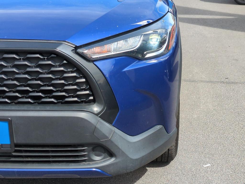 Thumbnail: 2022 Toyota Corolla Cross - 25