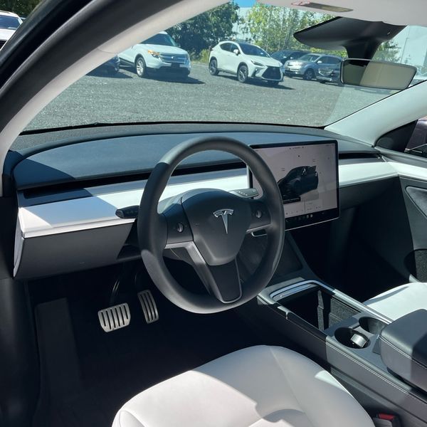 Thumbnail: 2024 Tesla Model Y - 2