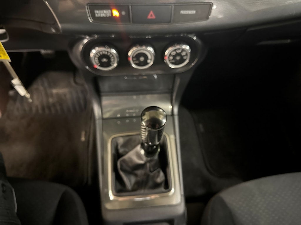 Thumbnail: 2010 Mitsubishi Lancer - 13