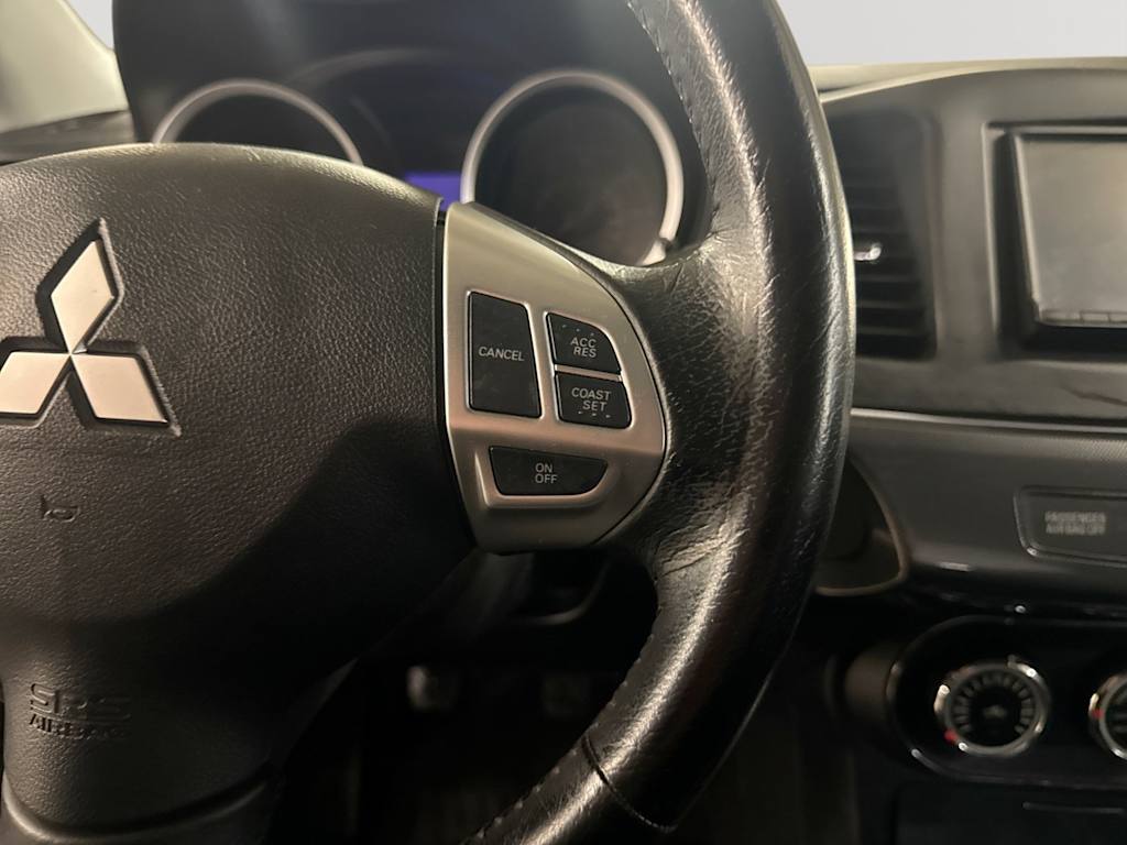 Thumbnail: 2010 Mitsubishi Lancer - 31