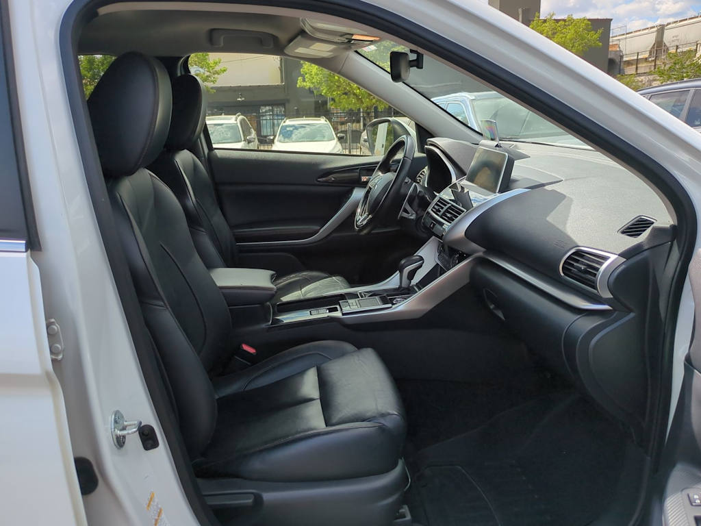 Thumbnail: 2019 Mitsubishi Eclipse Cross - 12