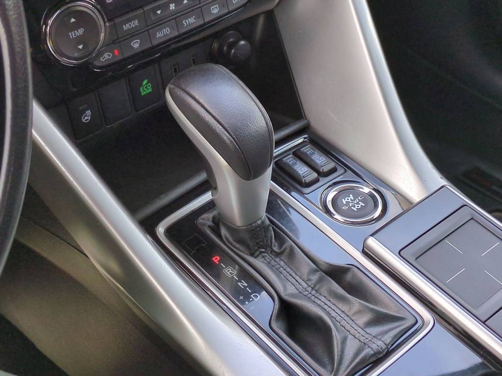 Thumbnail: 2019 Mitsubishi Eclipse Cross - 35