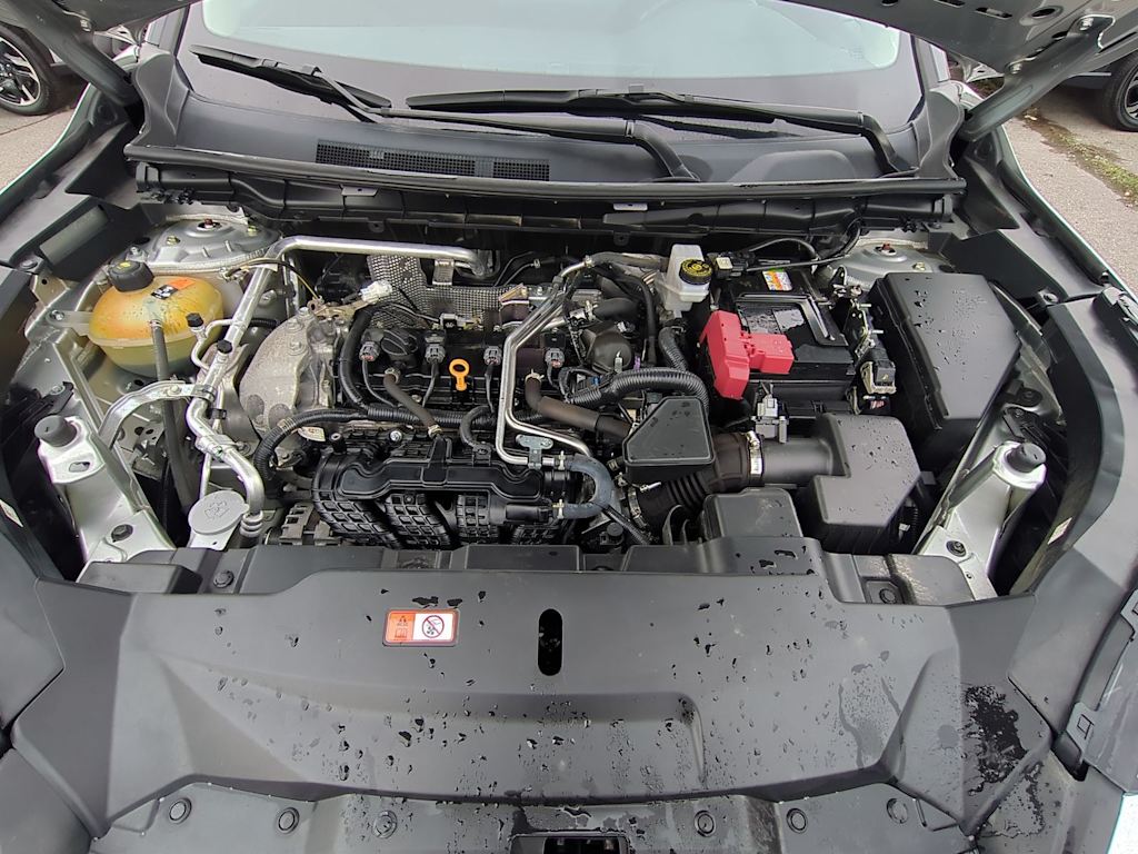 Thumbnail: 2023 Mitsubishi Outlander - 9