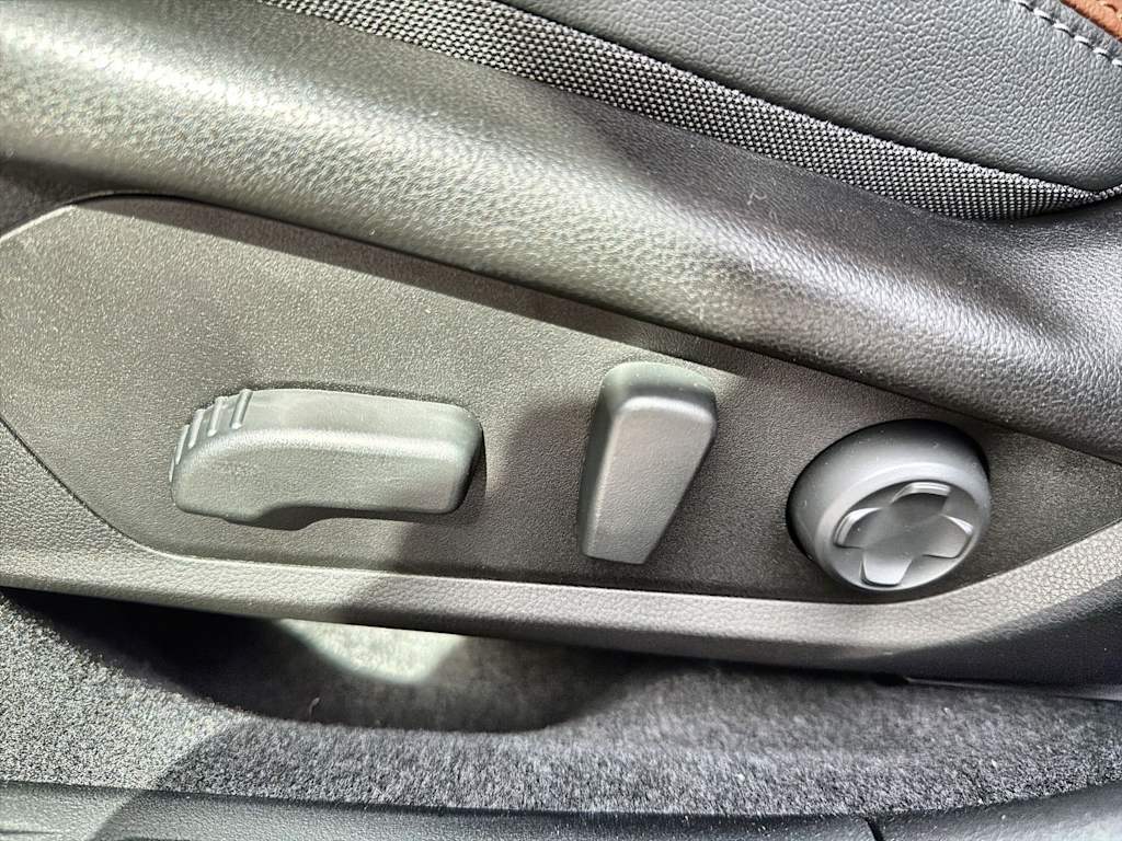 Thumbnail: 2026 Subaru Outback - 27