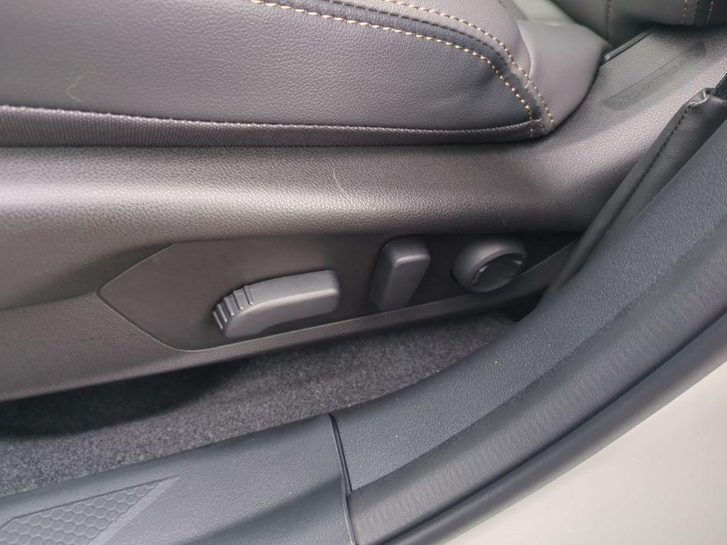 Thumbnail: 2026 Subaru Outback - 26