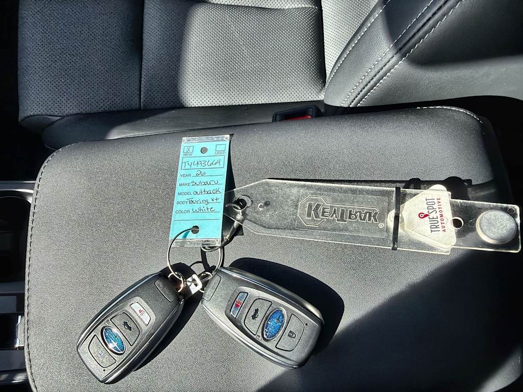 Thumbnail: 2026 Subaru Outback - 18