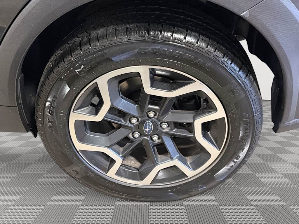 Thumbnail: 2017 Subaru Crosstrek - 8