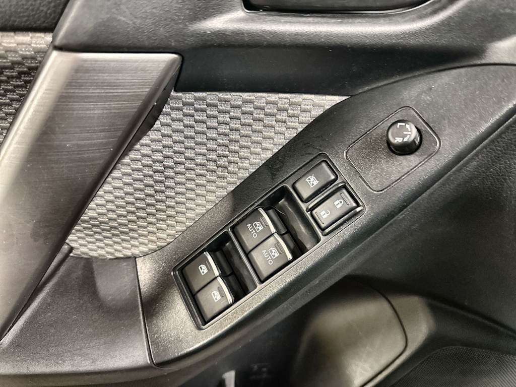 Thumbnail: 2018 Subaru Forester - 27