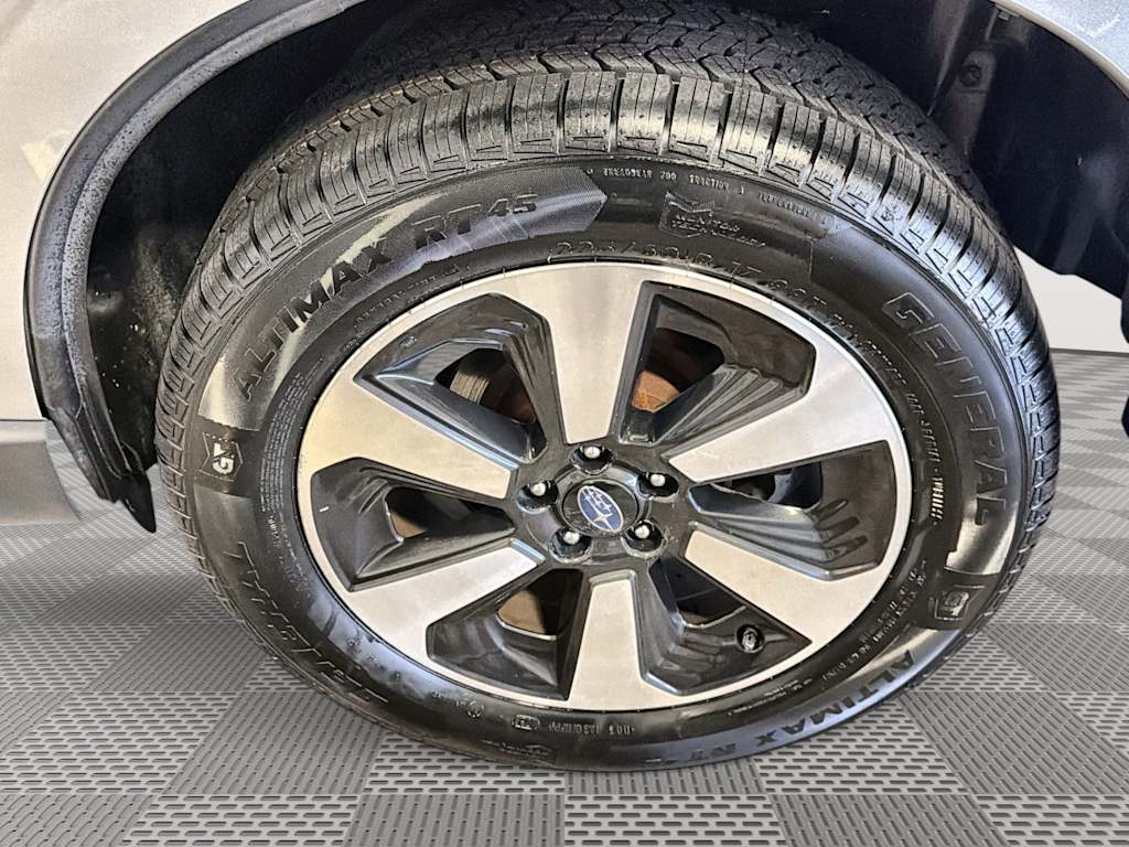 Thumbnail: 2017 Subaru Forester - 8