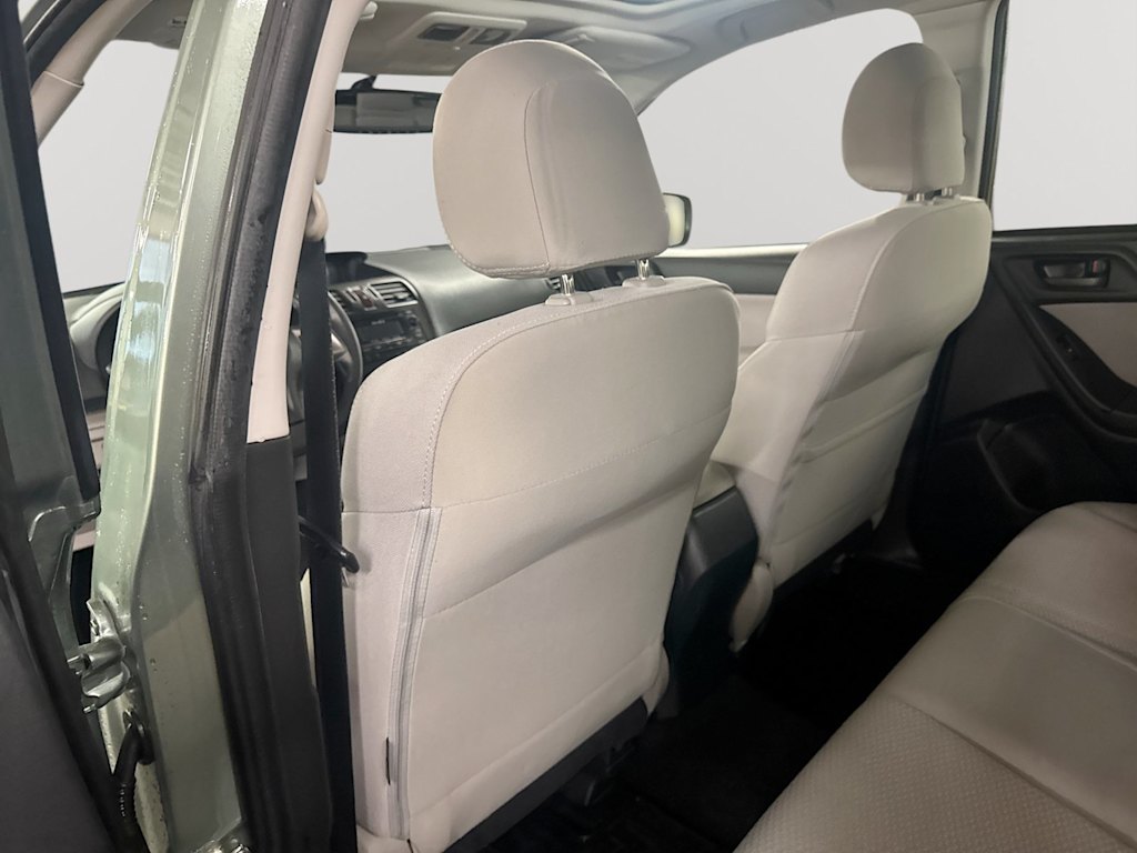 Thumbnail: 2015 Subaru Forester - 27