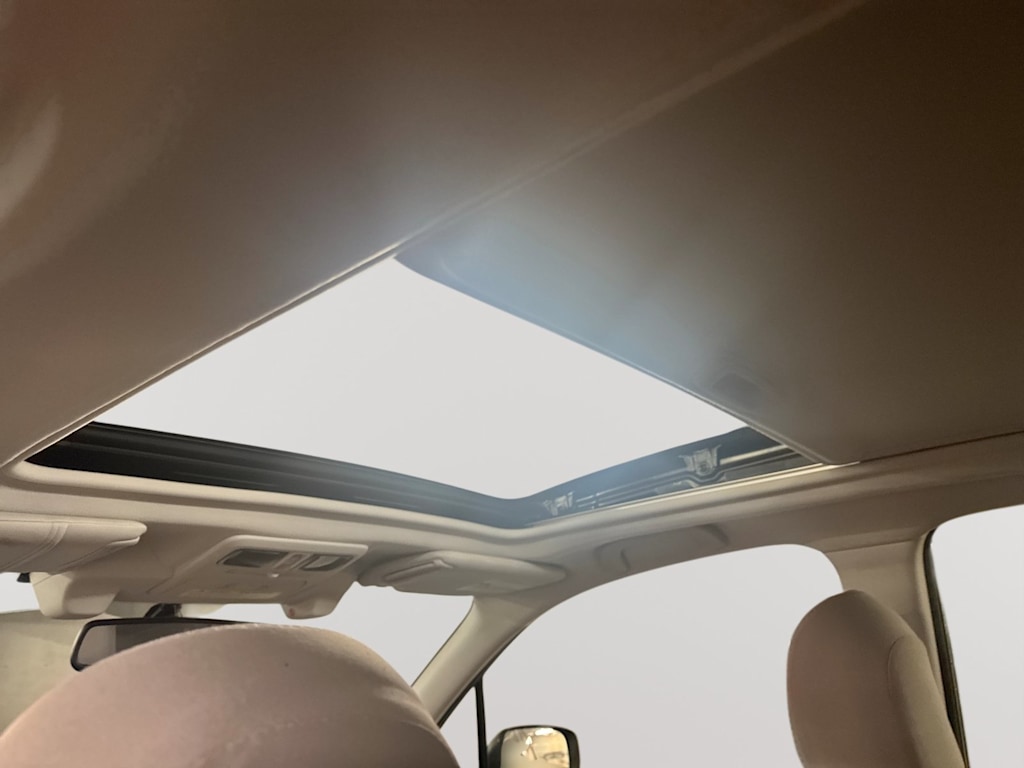 Thumbnail: 2015 Subaru Forester - 28