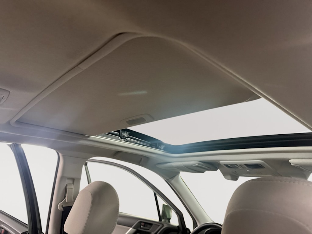 Thumbnail: 2015 Subaru Forester - 30