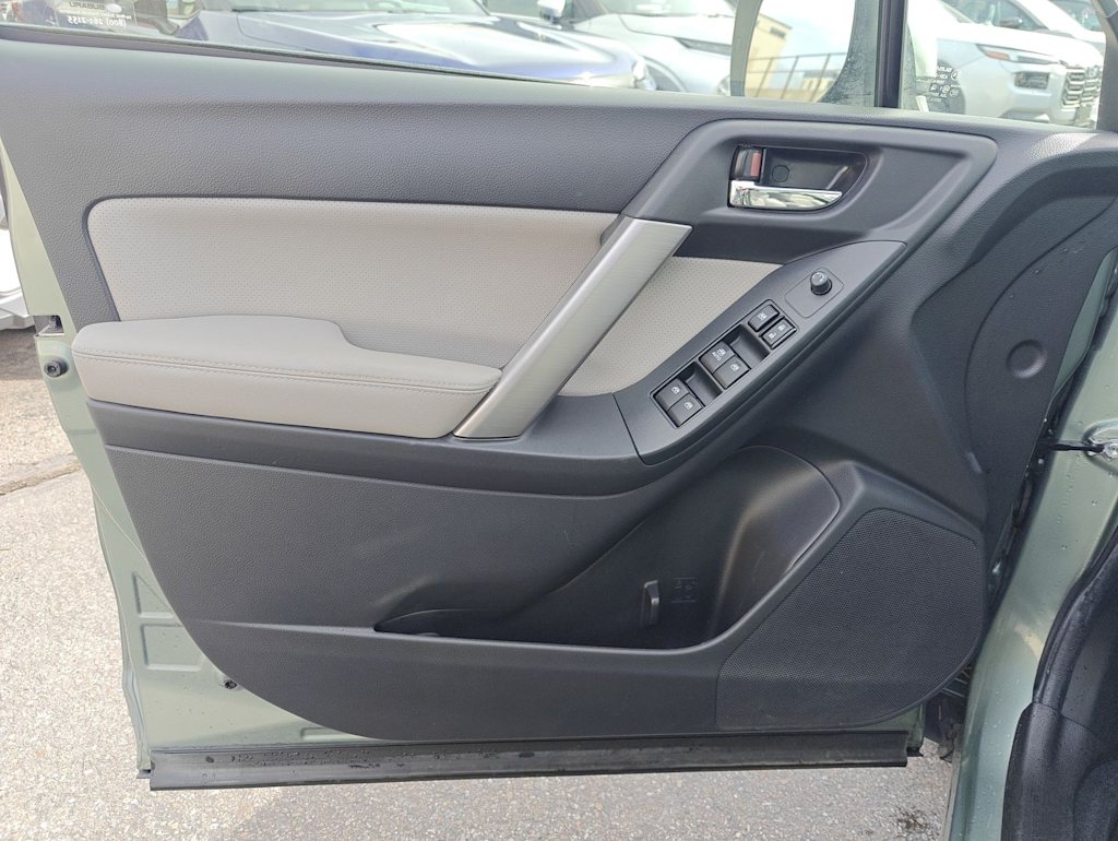 Thumbnail: 2015 Subaru Forester - 24