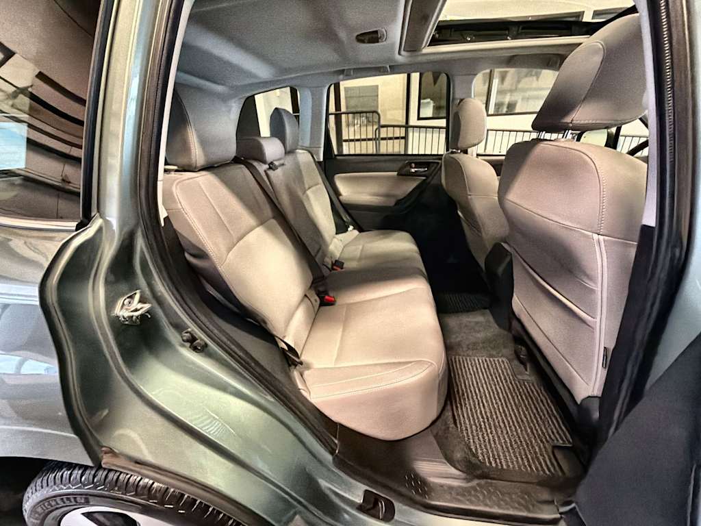 Thumbnail: 2018 Subaru Forester - 30