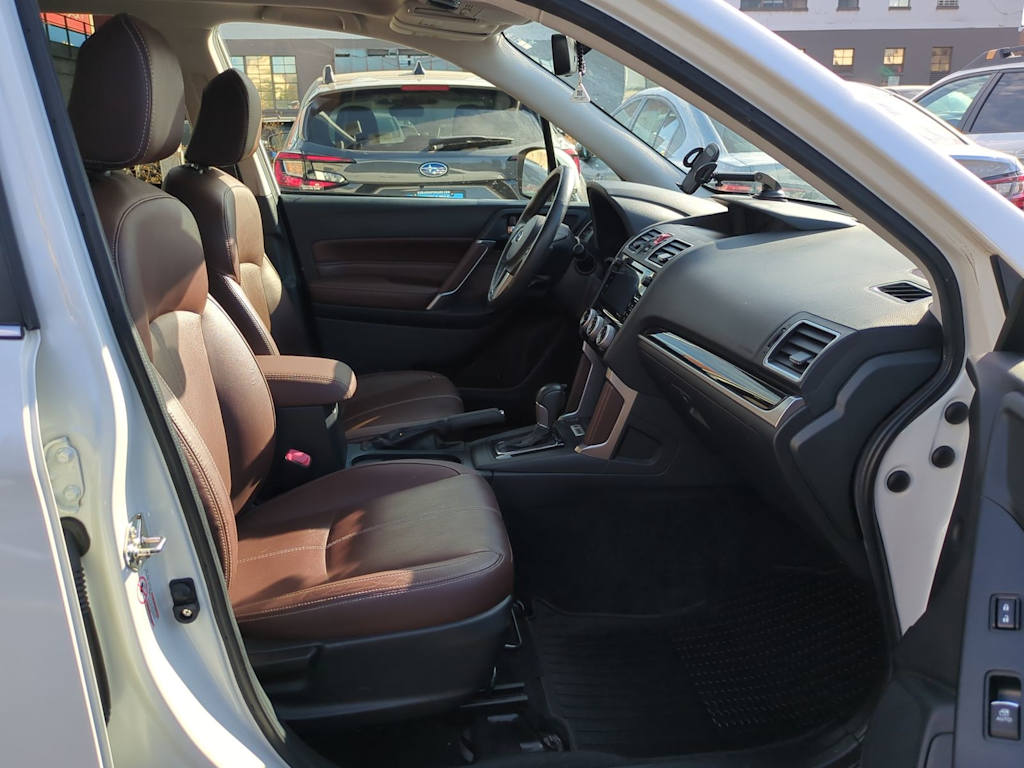 Thumbnail: 2017 Subaru Forester - 12