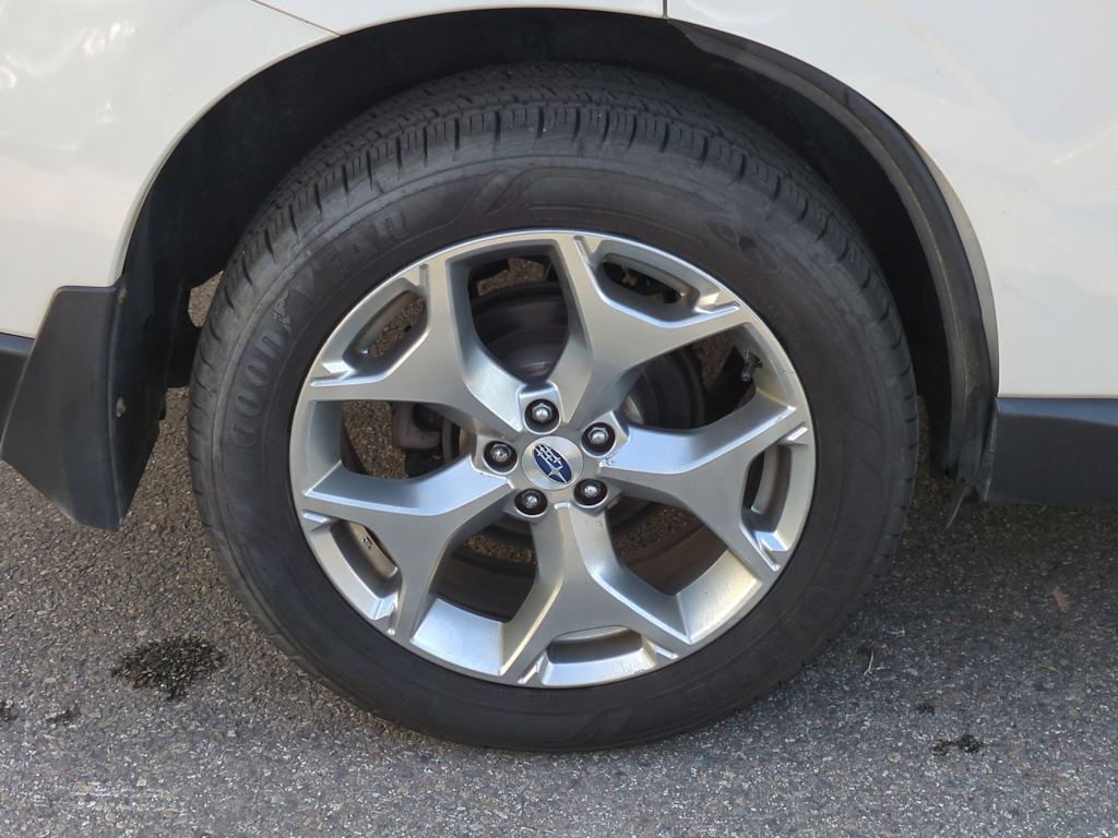 Thumbnail: 2017 Subaru Forester - 8