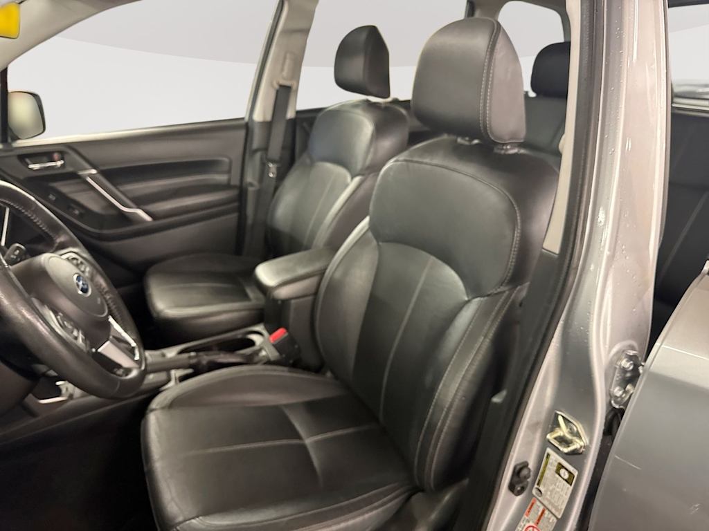 Thumbnail: 2018 Subaru Forester - 10