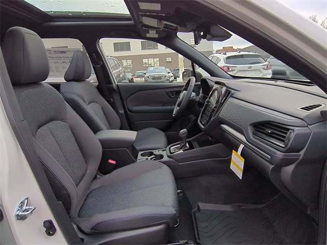 2025 Subaru Forester Premium 12
