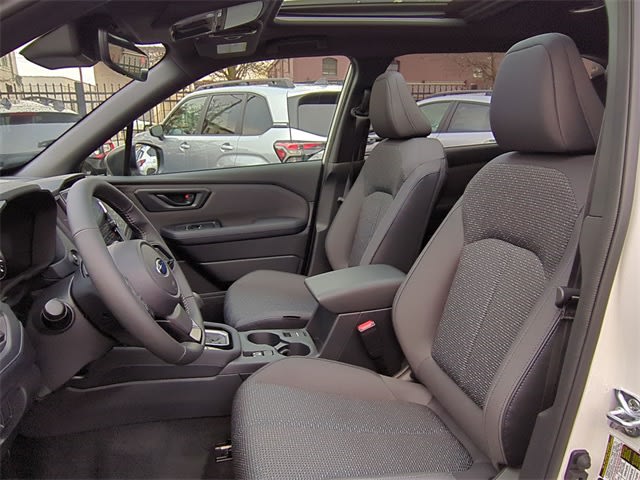 2025 Subaru Forester Premium 11
