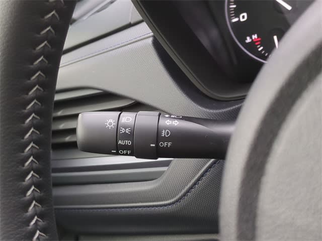 2025 Subaru Forester Limited 32