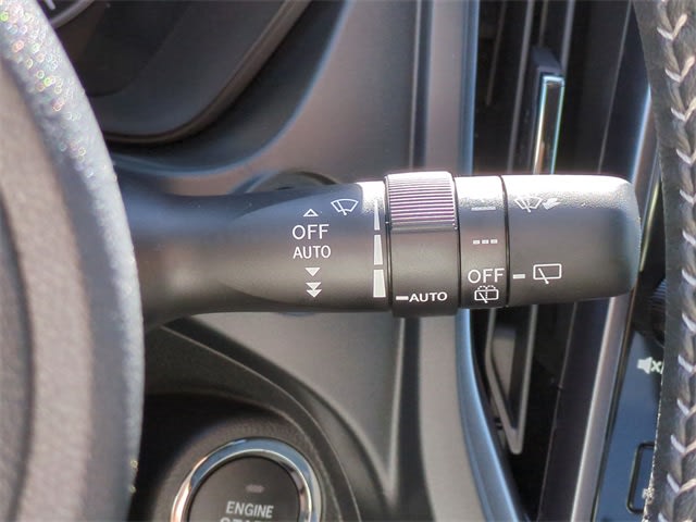 2025 Subaru Forester Limited 33