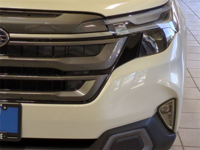 2025 Subaru Forester Limited 25