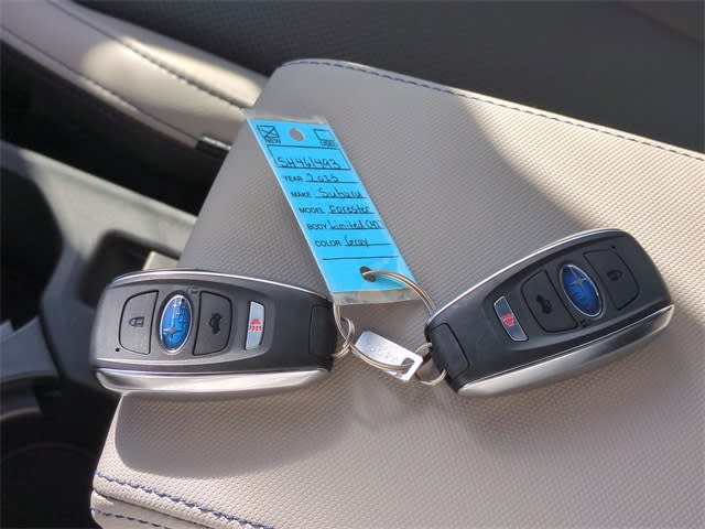 2025 Subaru Forester Limited 37