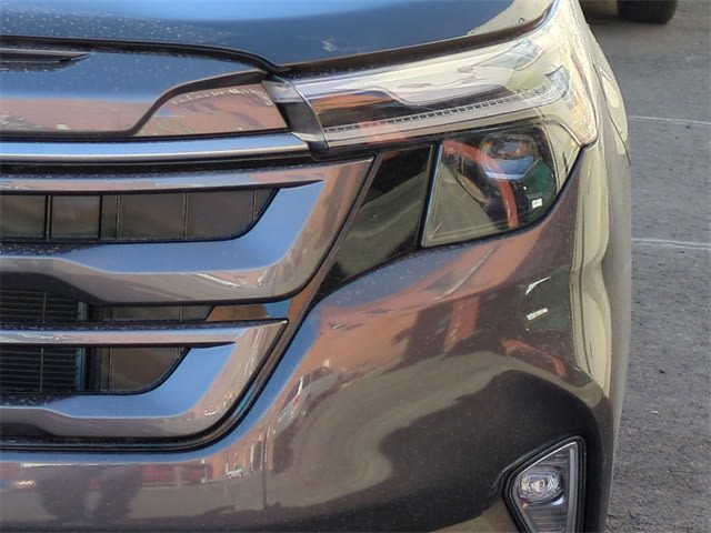 2025 Subaru Forester Limited 24