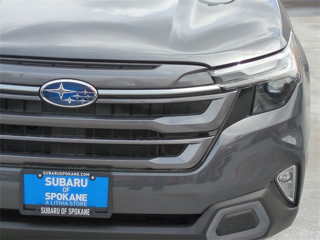 2025 Subaru Forester Limited 25