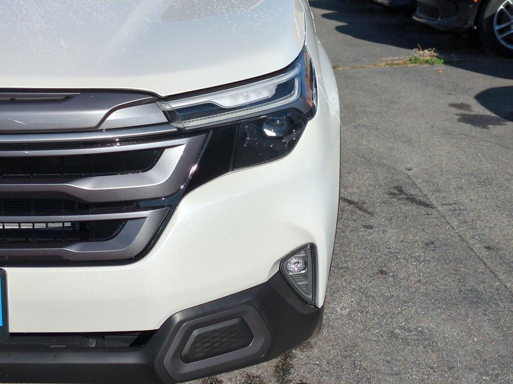 Thumbnail: 2025 Subaru Forester - 25