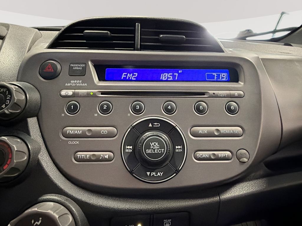 Thumbnail: 2009 Honda Fit - 13