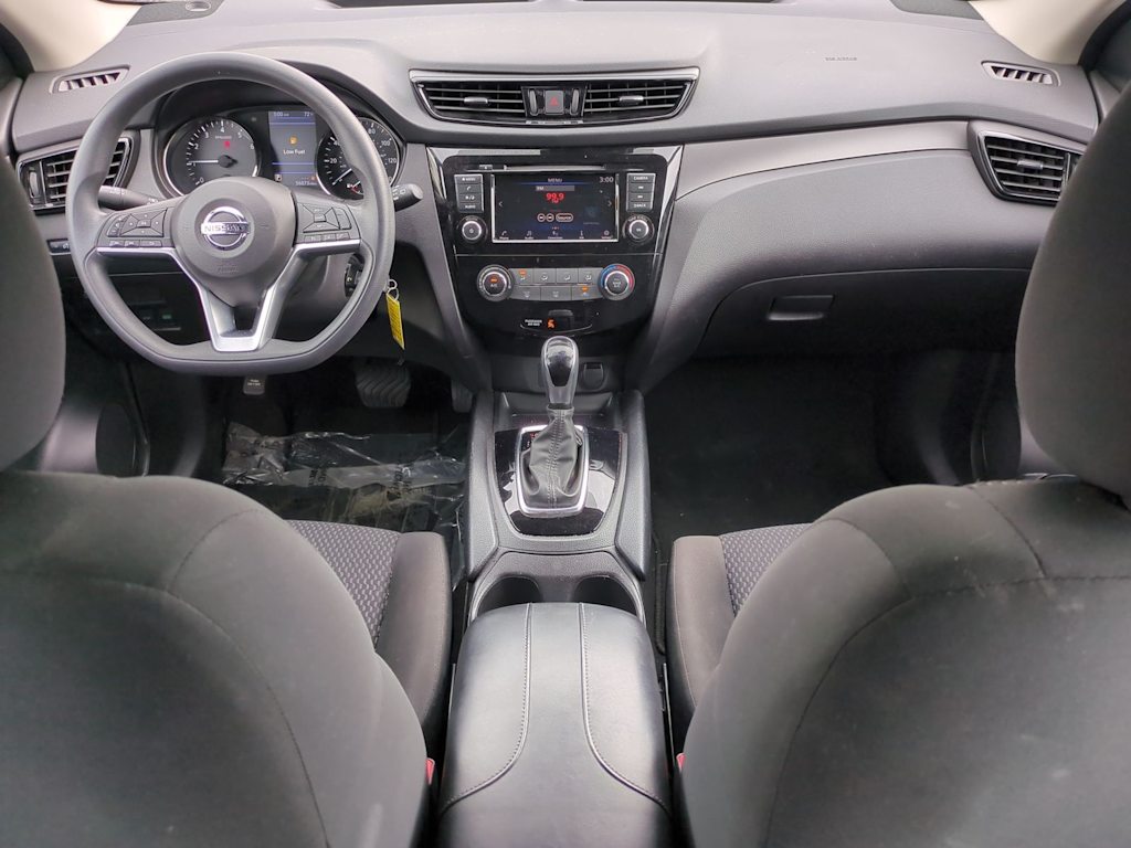 Thumbnail: 2022 Nissan Rogue Sport - 10