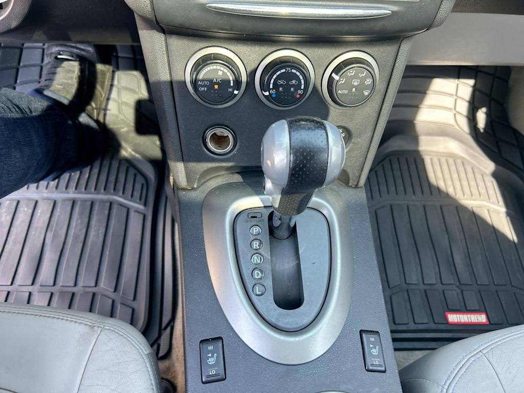 Thumbnail: 2011 Nissan Rogue - 36