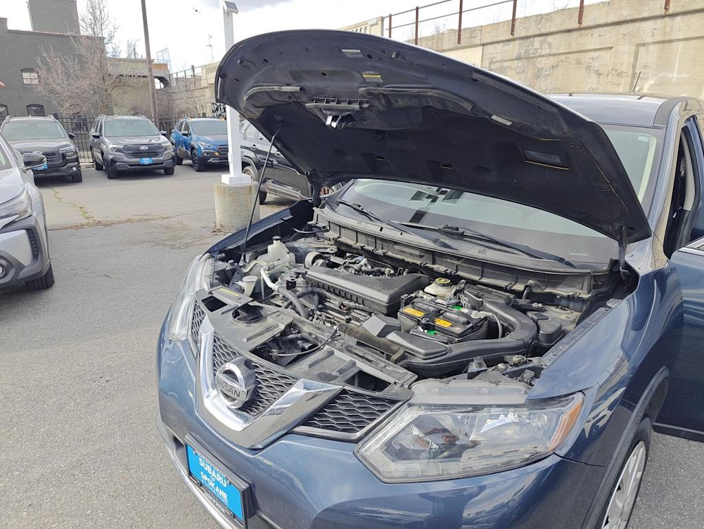 Thumbnail: 2016 Nissan Rogue - 8