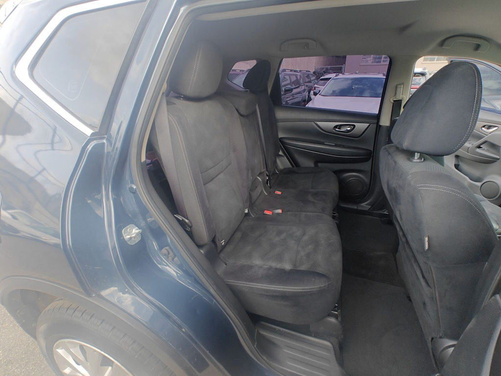 Thumbnail: 2016 Nissan Rogue - 28