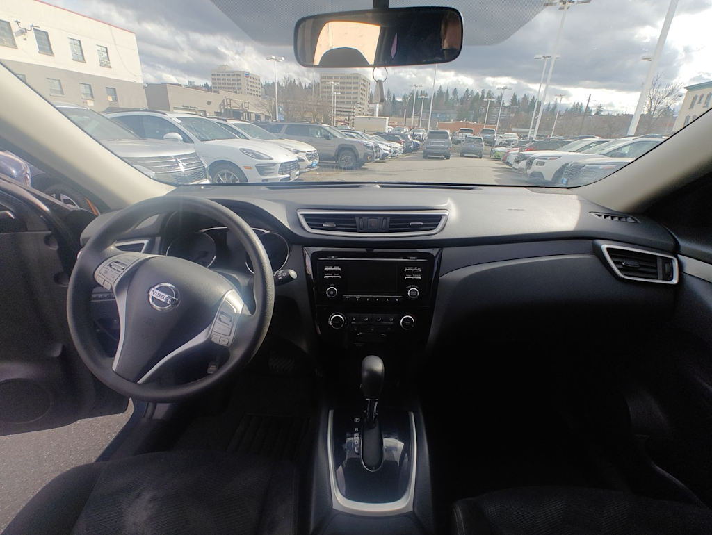 Thumbnail: 2016 Nissan Rogue - 2