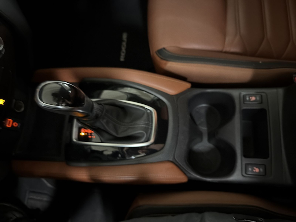 Thumbnail: 2017 Nissan Rogue - 13