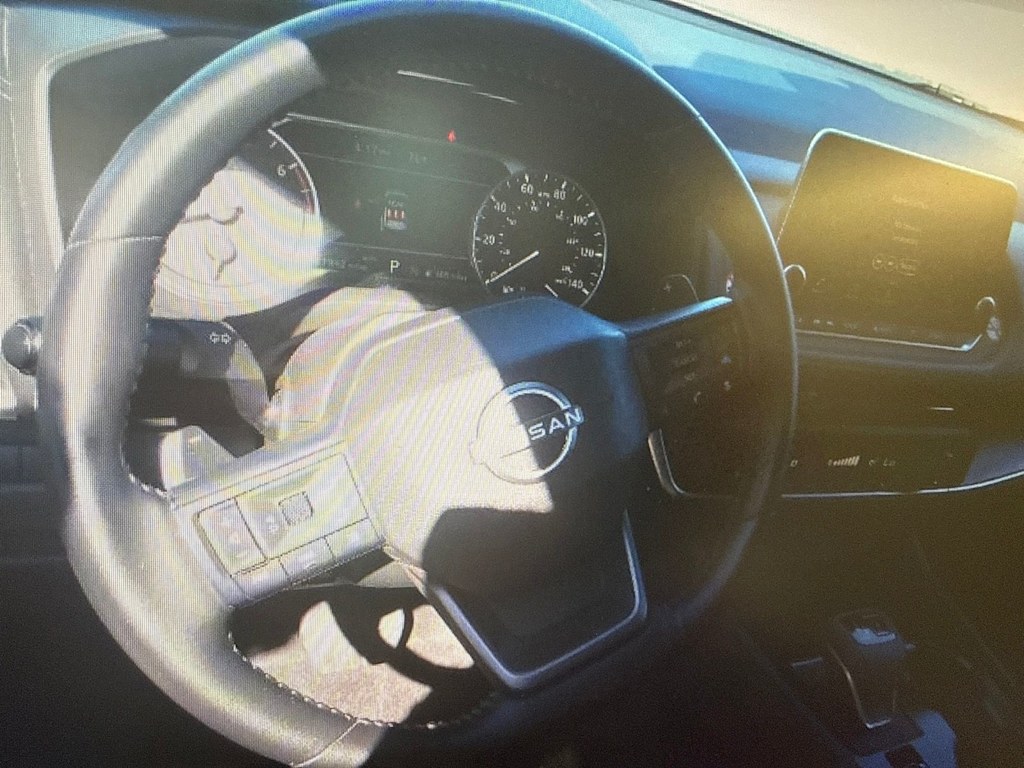 Thumbnail: 2025 Nissan Rogue - 2