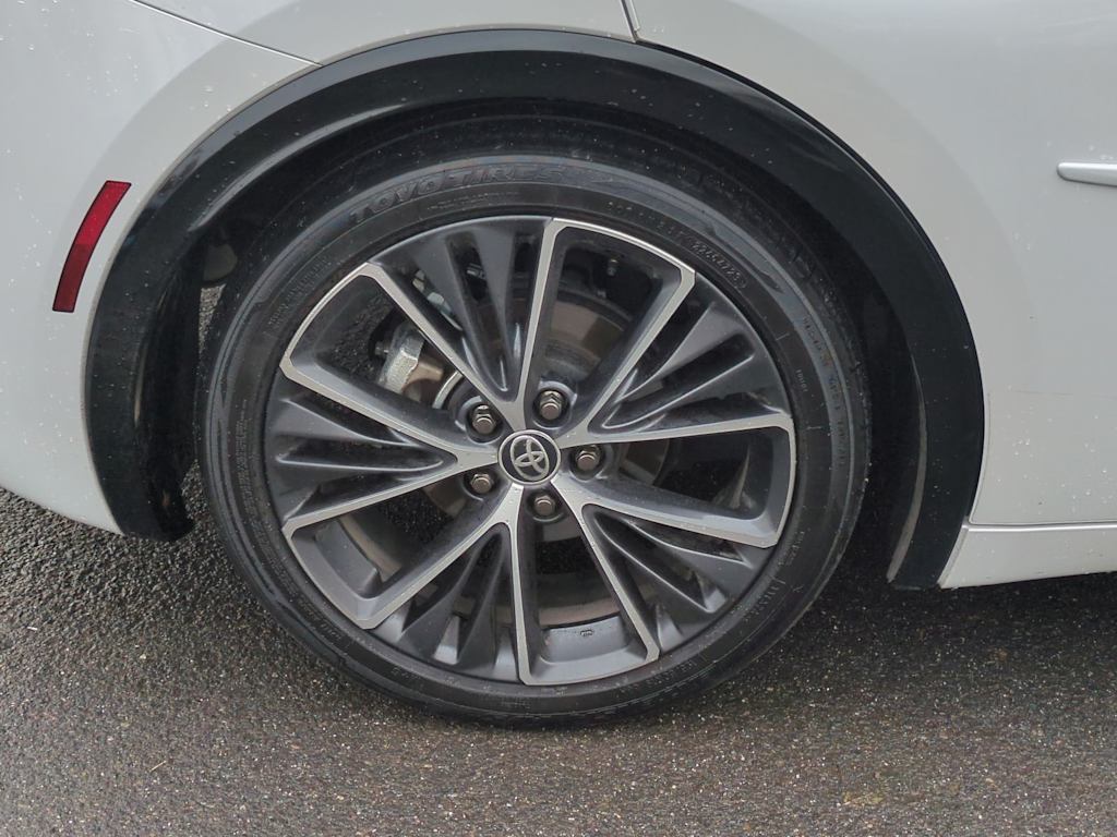 Thumbnail: 2024 Toyota Prius - 7