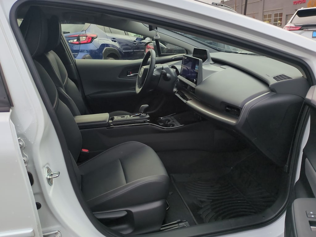 Thumbnail: 2024 Toyota Prius - 11