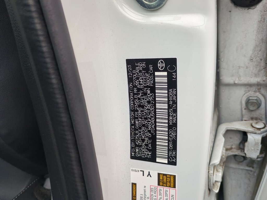 Thumbnail: 2024 Toyota Prius - 18