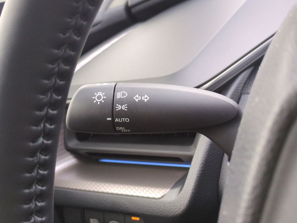 Thumbnail: 2024 Toyota Prius - 32