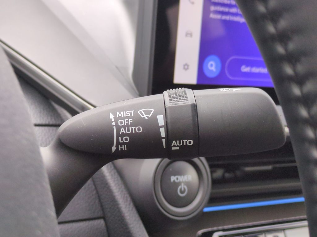 Thumbnail: 2024 Toyota Prius - 31